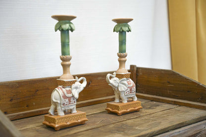 Kerzenständer Elefant Rosa/Grün – Polyresin – 34,5cm – Exotische Deko für Tisch, Sideboard & Fensterbank 