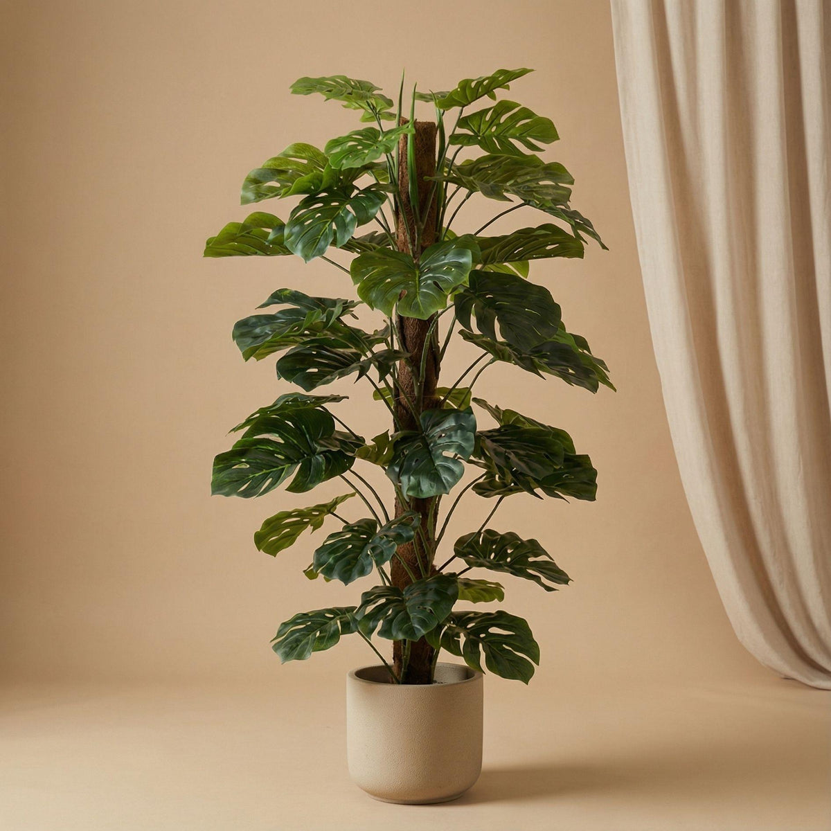 Monstera Kunstpflanze auf Ständer
