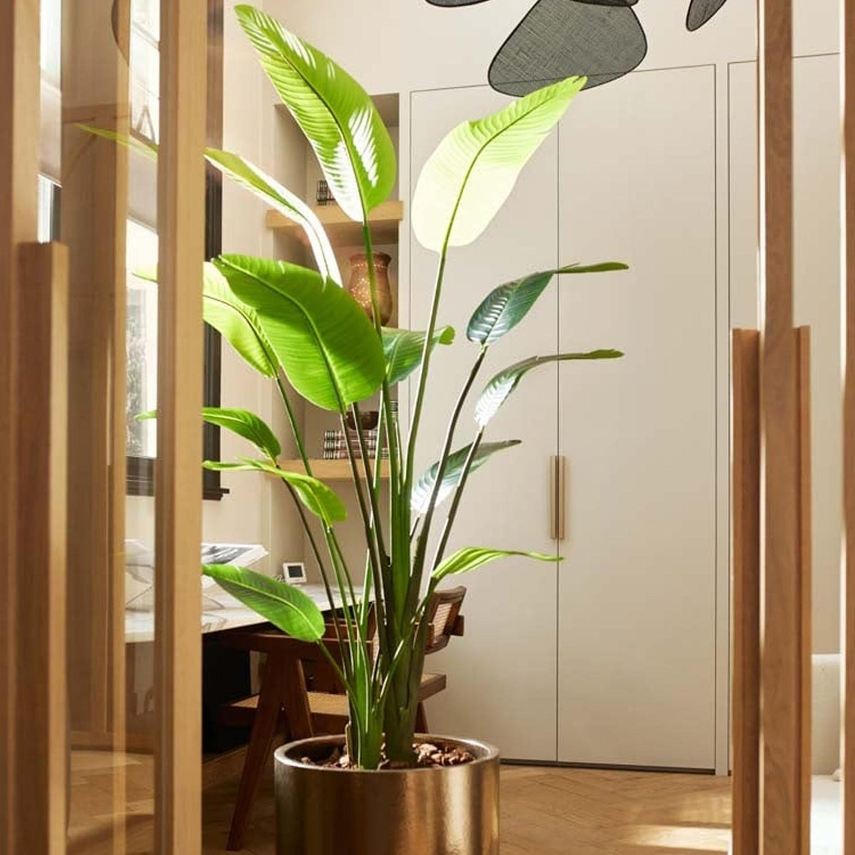 Strelitzia nicolai – 180cm – Kunstpflanze im schwarzen Topf – XXL Deko-Pflanze für Innenbereich – tropische Banane 