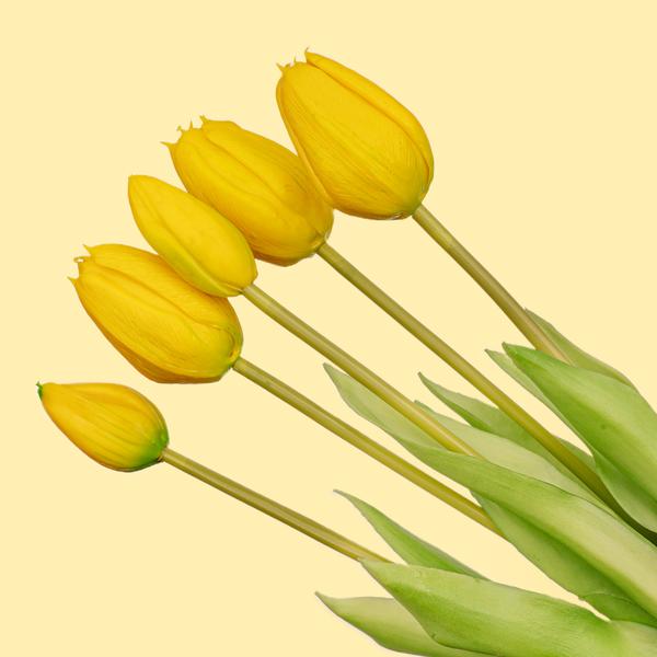 Vase Lady 'Kylie' + 10 Kunsttulpen Gelb – Steingutvase 27 cm – Dekorative Tulpen 42 cm – Elegante & fröhliche Wohnraumdekoration 