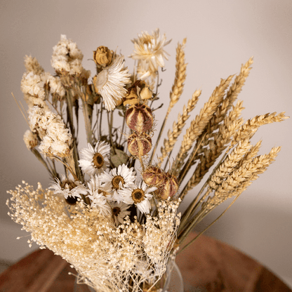 Trockenblumen Feldblumenstrauß Natürlich – Blumenstrauß – Ø15cm ↕35cm – Natürliche Farben – Getrocknete Blumen – Nachhaltige Deko – Pflegefrei 