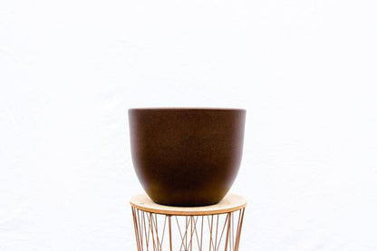 Pflanztopf Eggy – Bronze – D65cm x H51cm – Moderner Blumentopf in Ei-Form – Mit Wasserablauf – Für Innen- & Außenbereiche – Dekotopf für große Zimmer- & Kübelpflanzen 