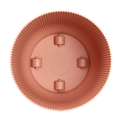 Pflanztopf Vibes Fold – Rosa – D35cm x H33cm – Moderner Blumentopf mit Rillenstruktur – Mit Wasserablauf & Rollen – Dekorativer Übertopf für große Zimmerpflanzen – Mobil & stilvoll 