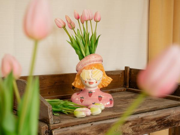 Vase Girl Strawberry – Pink Tontopf – ↑24 cm – Verspielte Deko-Vase – Für Blumen & Wohnraum – Charmantes Design 